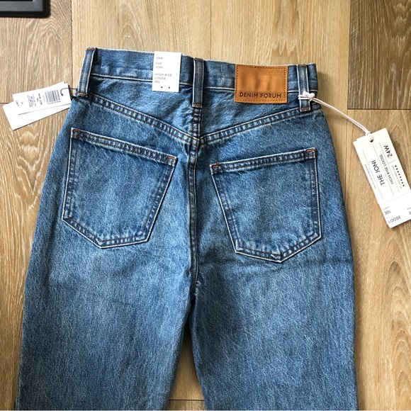NWT Aritzia Denim Forum New Joni High Rise Loose in 4 Yrs Retro Mid Bleu - Picture 11 of 16